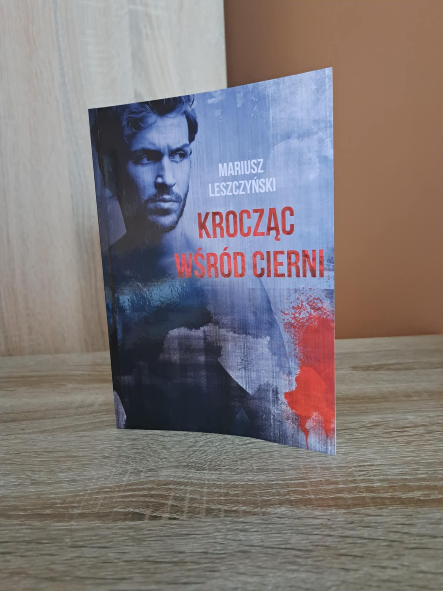 Z dystansem o ludzkich przywarach